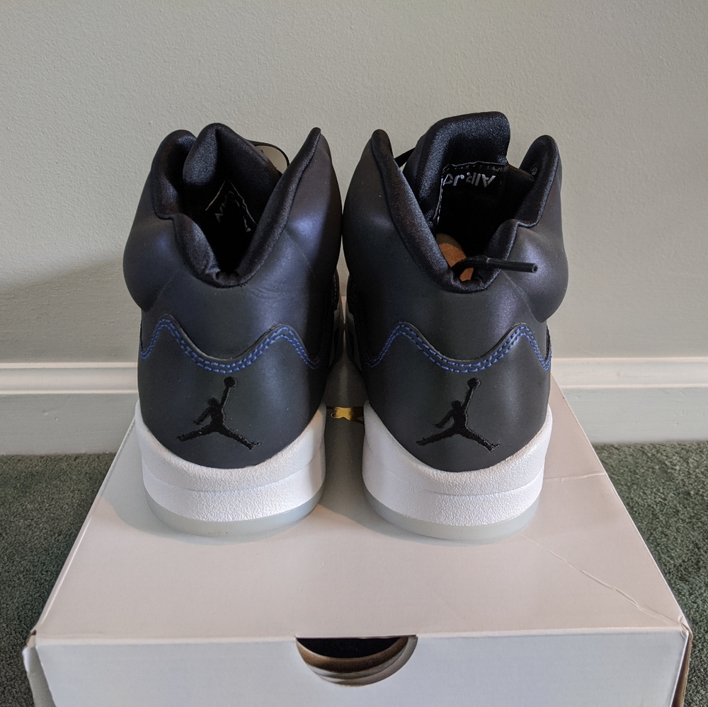 (SOLD) Air Jordan 5 Retro "Oil Grey" Women's - Picture 3 of 5